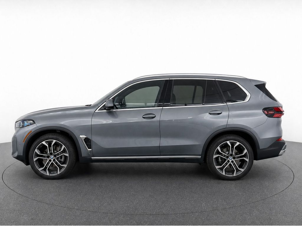 Thumbnail: 2026 BMW X5 - 6