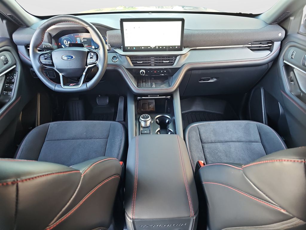 Used 2025 Ford Explorer SUV