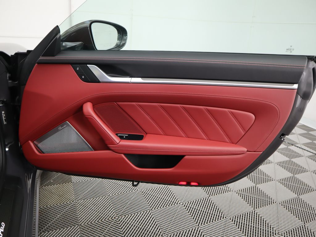 2022 Porsche 911 Turbo 26