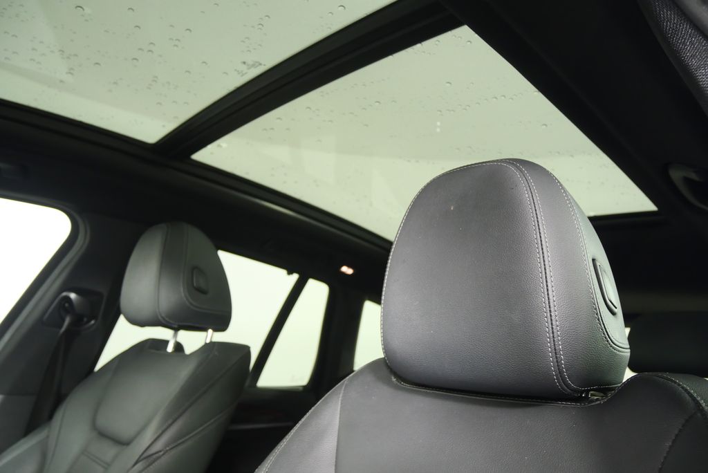 Thumbnail: 2021 BMW X3 - 12