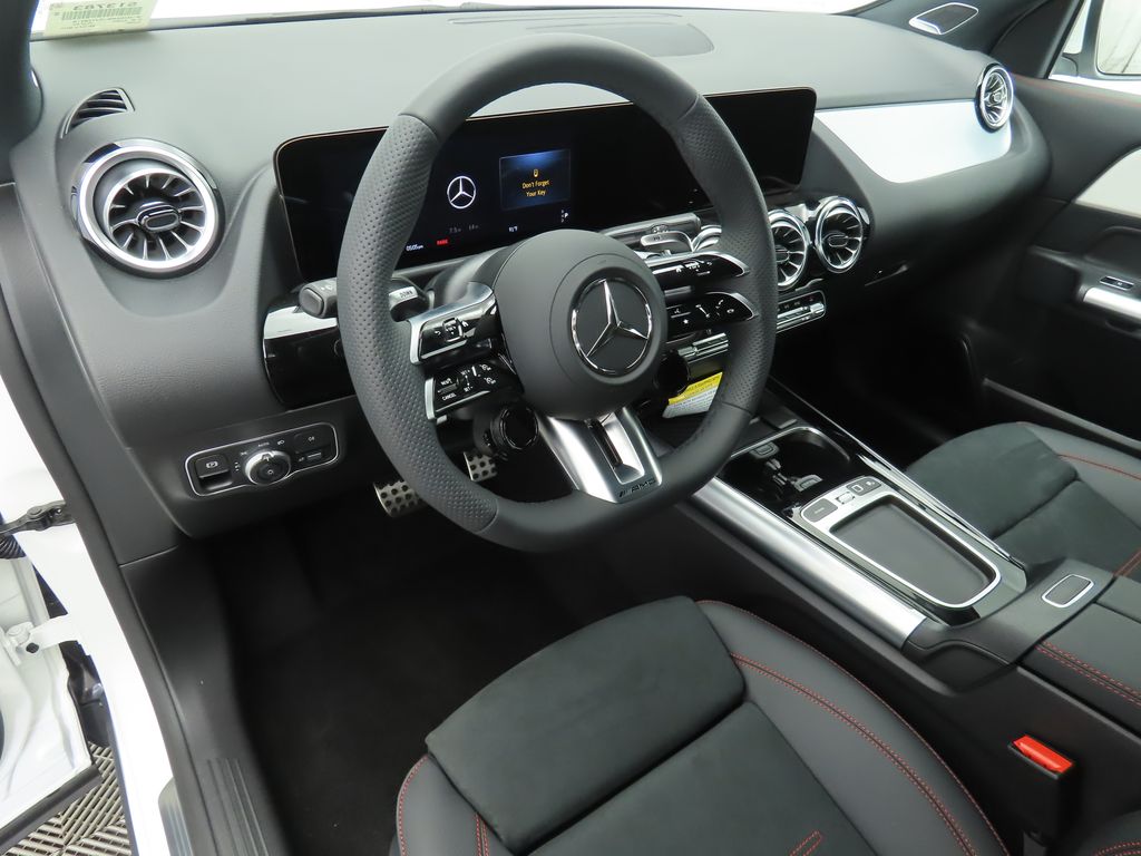 Thumbnail: 2025 Mercedes-Benz GLA - 9