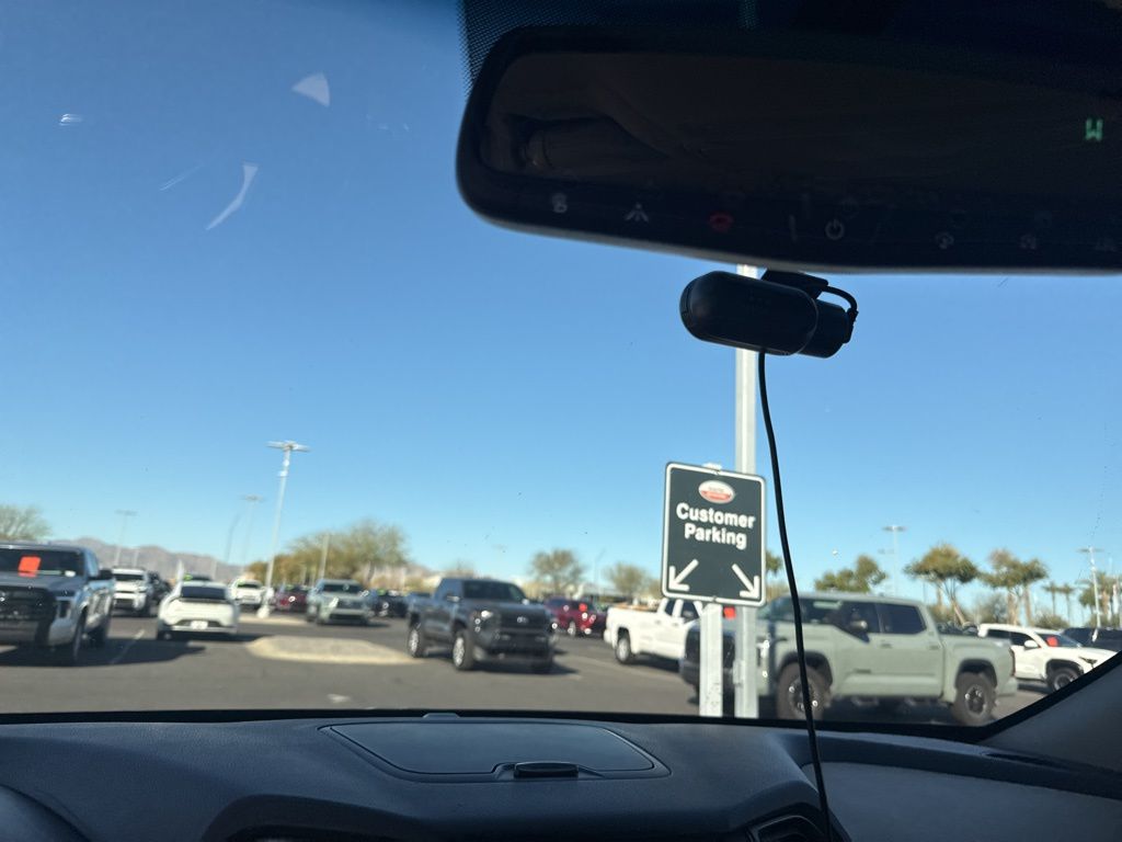 Thumbnail: 2014 Hyundai Santa Fe - 8