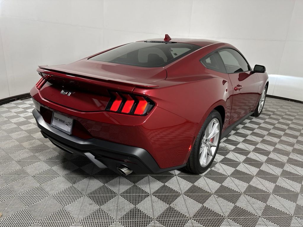 2024 Ford Mustang GT 7