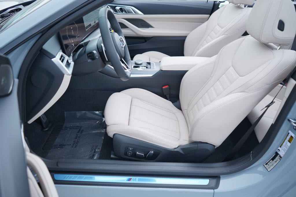 Thumbnail: 2026 BMW 4 Series - 12