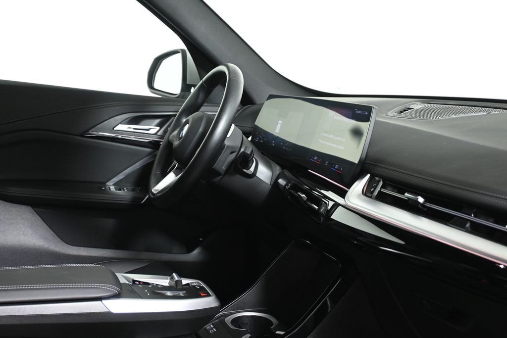 Thumbnail: 2023 BMW X1 - 31