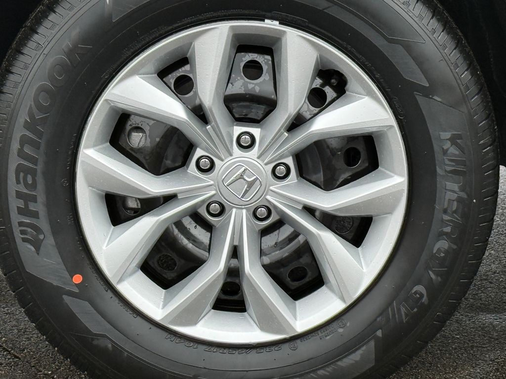 View vehicle photo 5