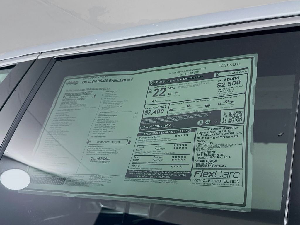 New 2025 Silver Jeep Overland image 21