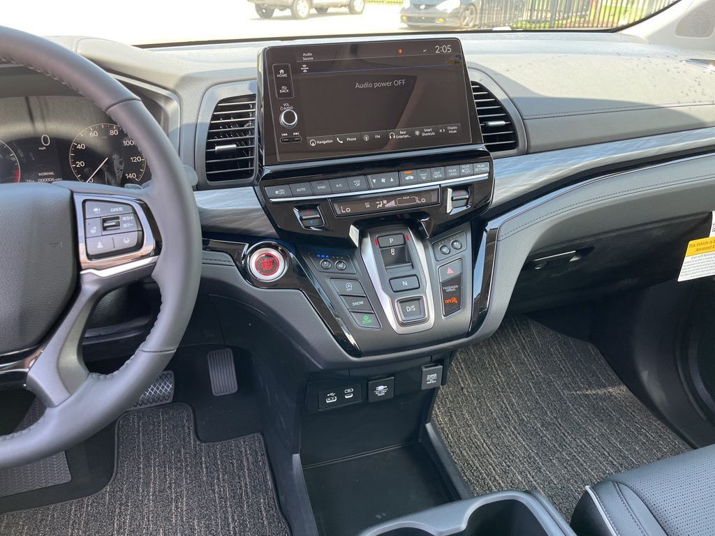 Thumbnail: 2026 Honda Odyssey - 11
