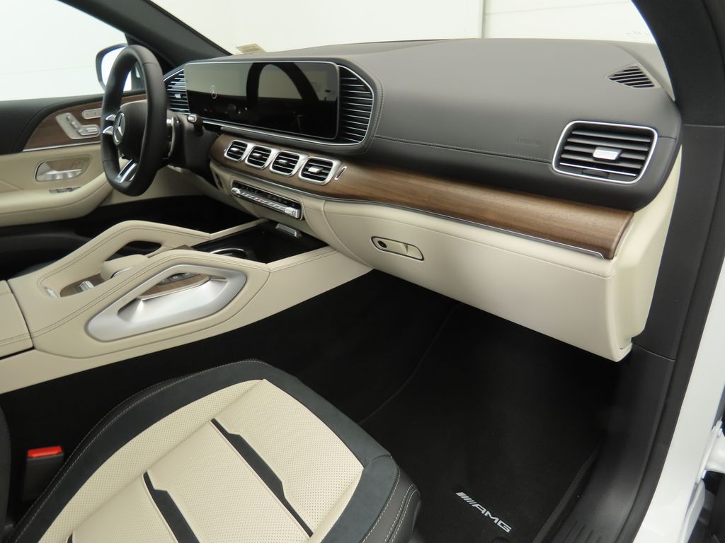 Thumbnail: 2026 Mercedes-Benz GLE - 16