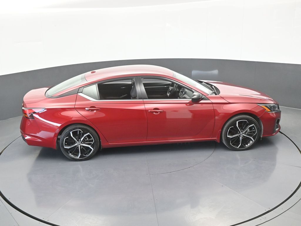 Used 2024 Scarlet Ember Nissan 2.5 SR image 51