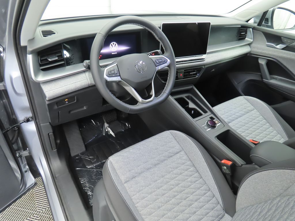 Thumbnail: 2026 Volkswagen Tiguan - 9