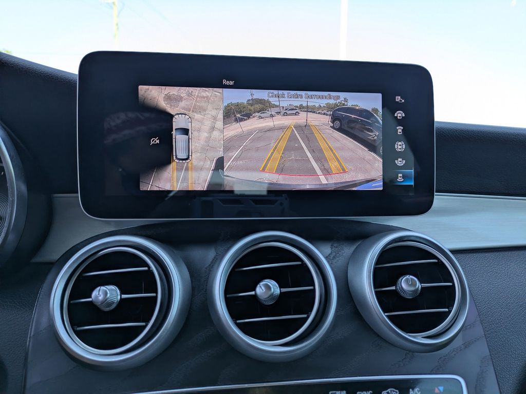 2022 Mercedes-Benz GLC 300 SUV