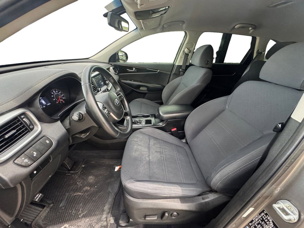 Used Car 2019 Kia Sorento  Lx For Sale Under $12,000 In Round Rock, Texas