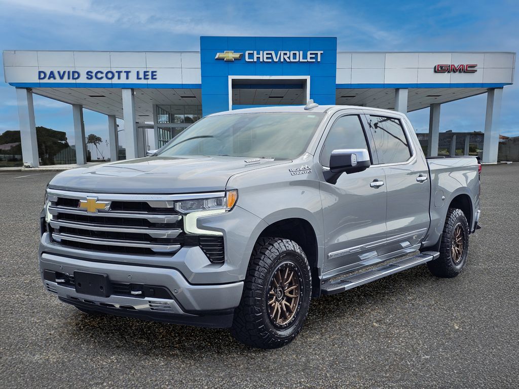 Sterling Gray Metallic 2025 Chevrolet Silverado 1500 Pickup Truck Four-Wheel Drive Automatic