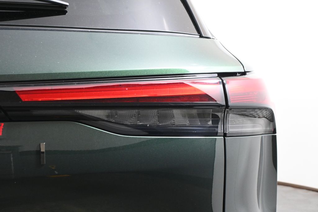 Thumbnail: 2027 INFINITI QX60 - 13