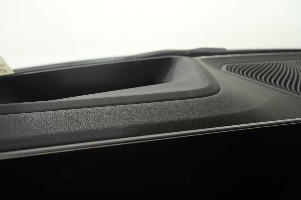 Thumbnail: 2026 BMW 3 Series - 16