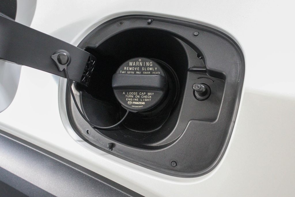 New Car 2025 Mazda Cx-50  2.5 S Premium Package For Sale Under $40,000 In Austin, Texas
