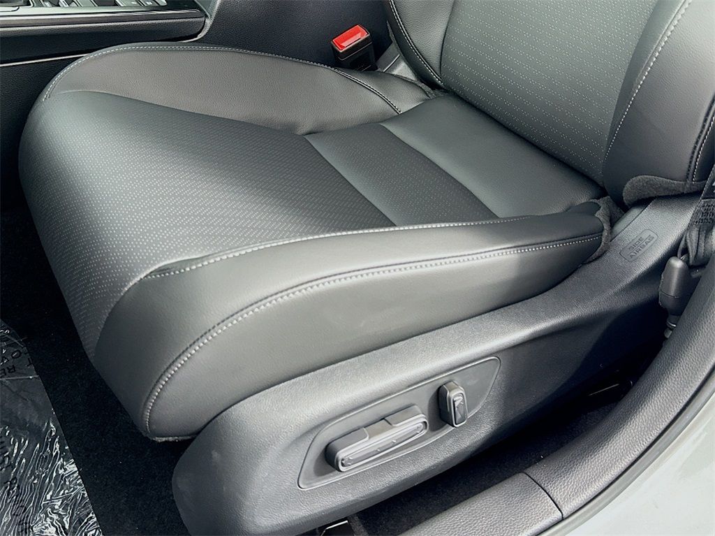 2025 Honda Civic Hybrid Sport photo