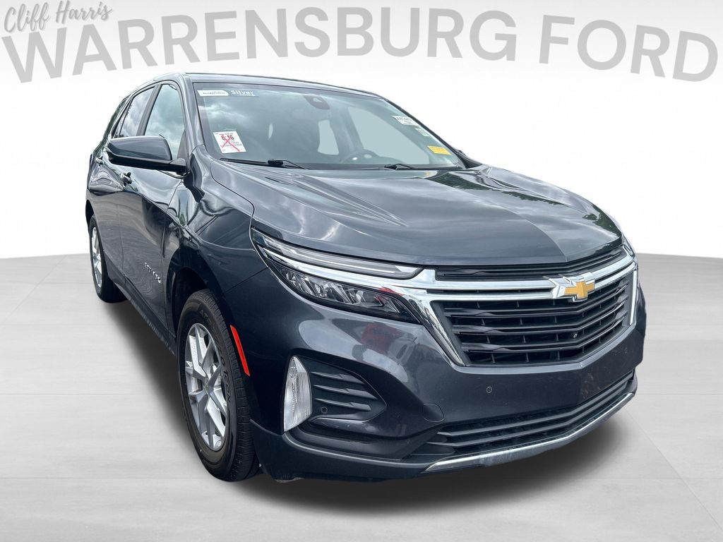 2022 Chevrolet Equinox LT FWD with 1LT