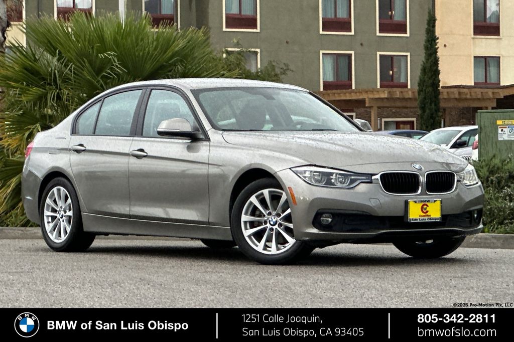 2018 BMW 3 Series 320i Sedan RWD