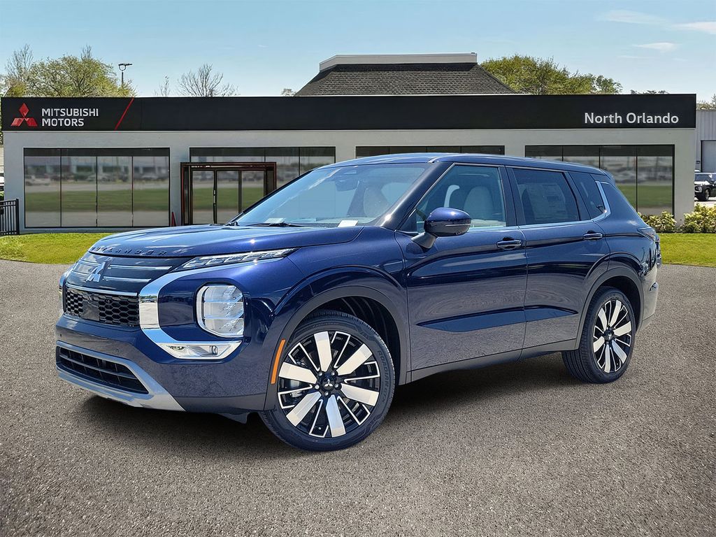 2026 Mitsubishi Outlander SE