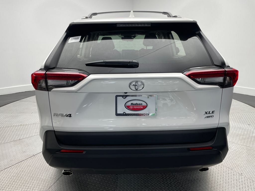 Thumbnail: 2025 Toyota RAV4 - 6