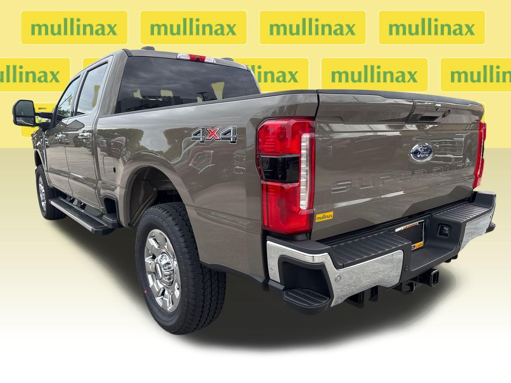 New 2026 Gray Ford Lariat image 4
