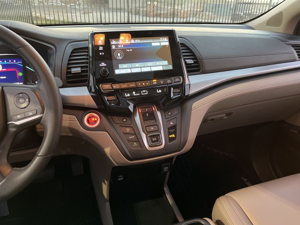 Thumbnail: 2023 Honda Odyssey - 18