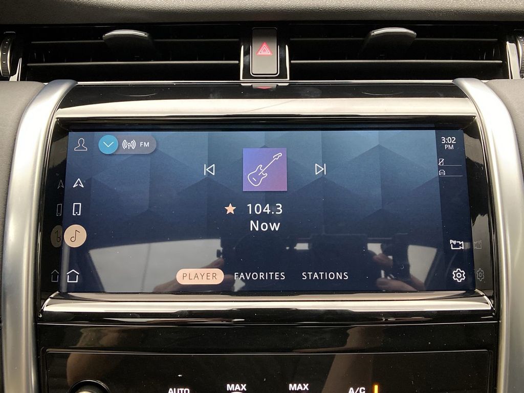 2023 Land Rover Discovery Sport S 22