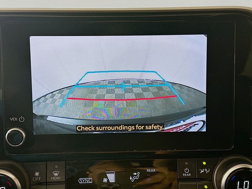 Thumbnail: 2024 Toyota Highlander - 14