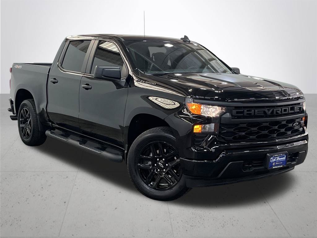 2024 Chevrolet Silverado 1500 Custom