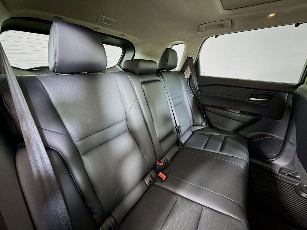 Used 2025 Nissan Rogue SUV