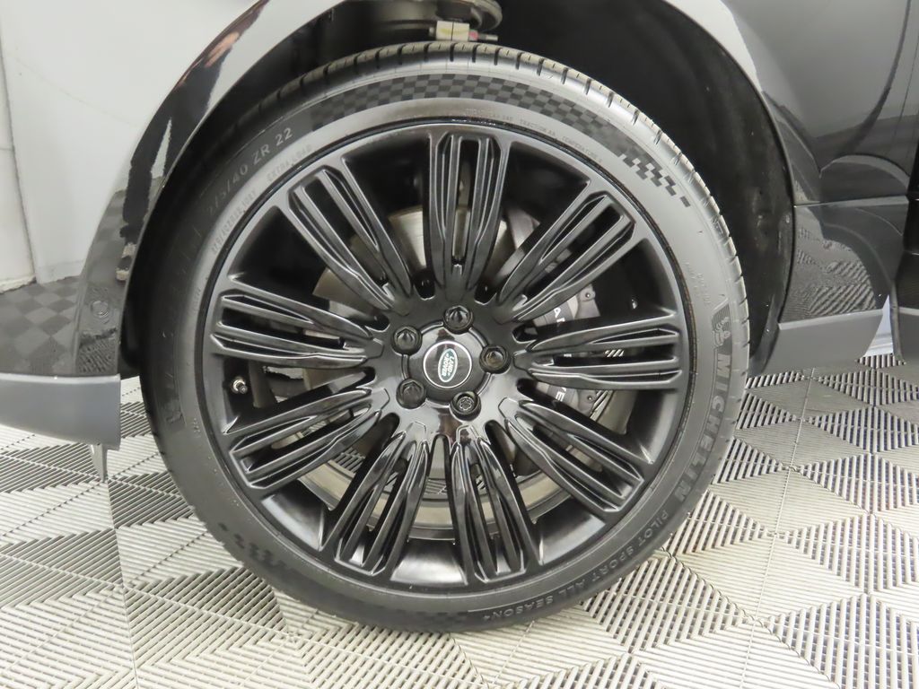 Thumbnail: 2020 Land Rover Range Rover - 30