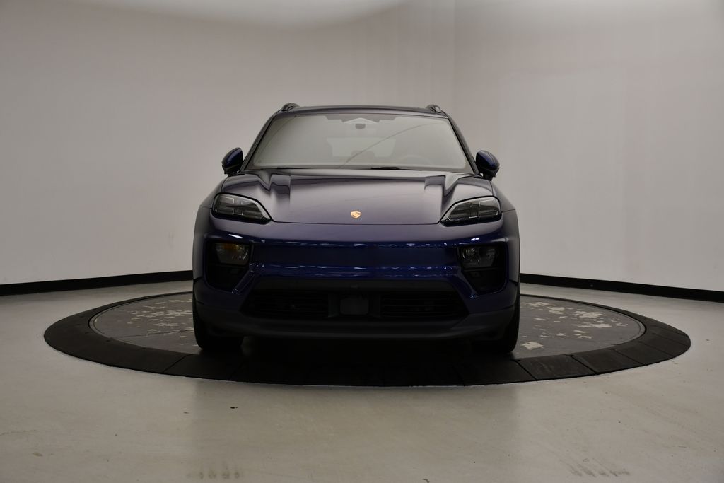 Thumbnail: 2025 Porsche Macan - 10