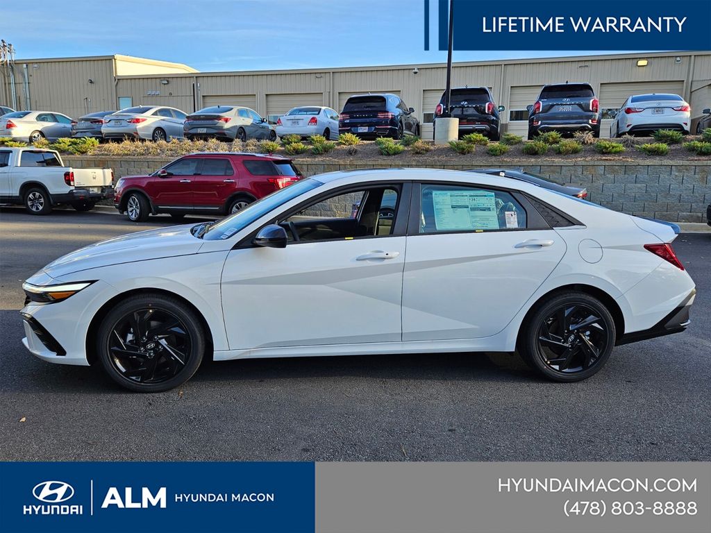 New 2026 White Hyundai SEL Sport image 5