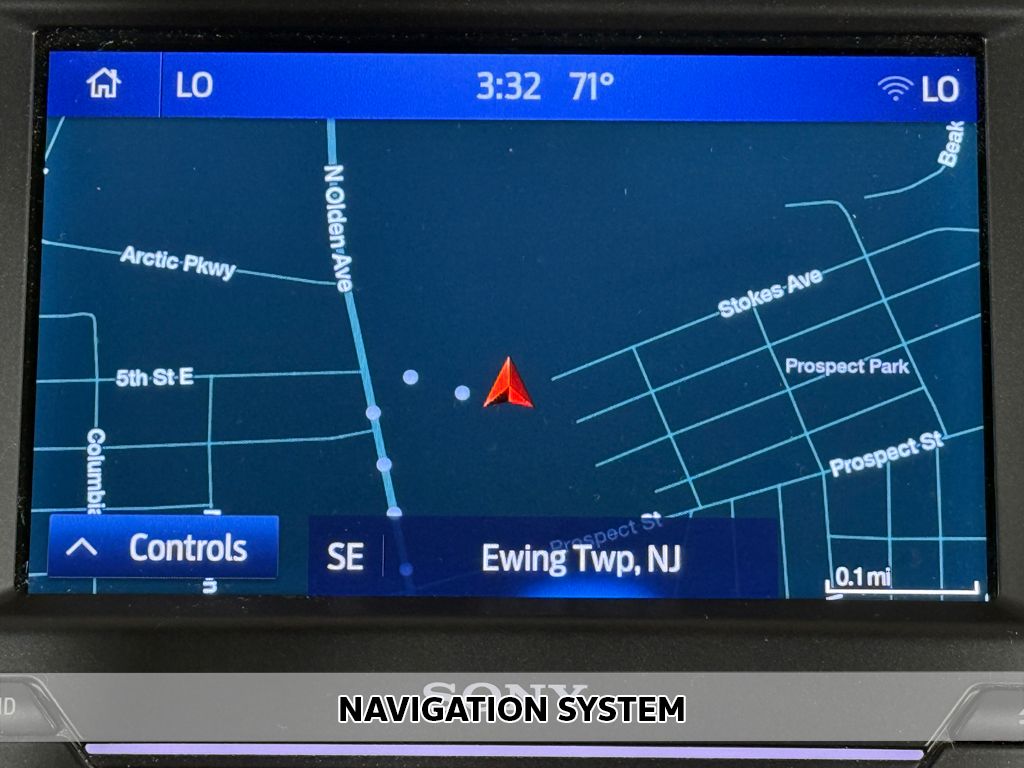 Used 2019 Silver Ford Titanium image 3
