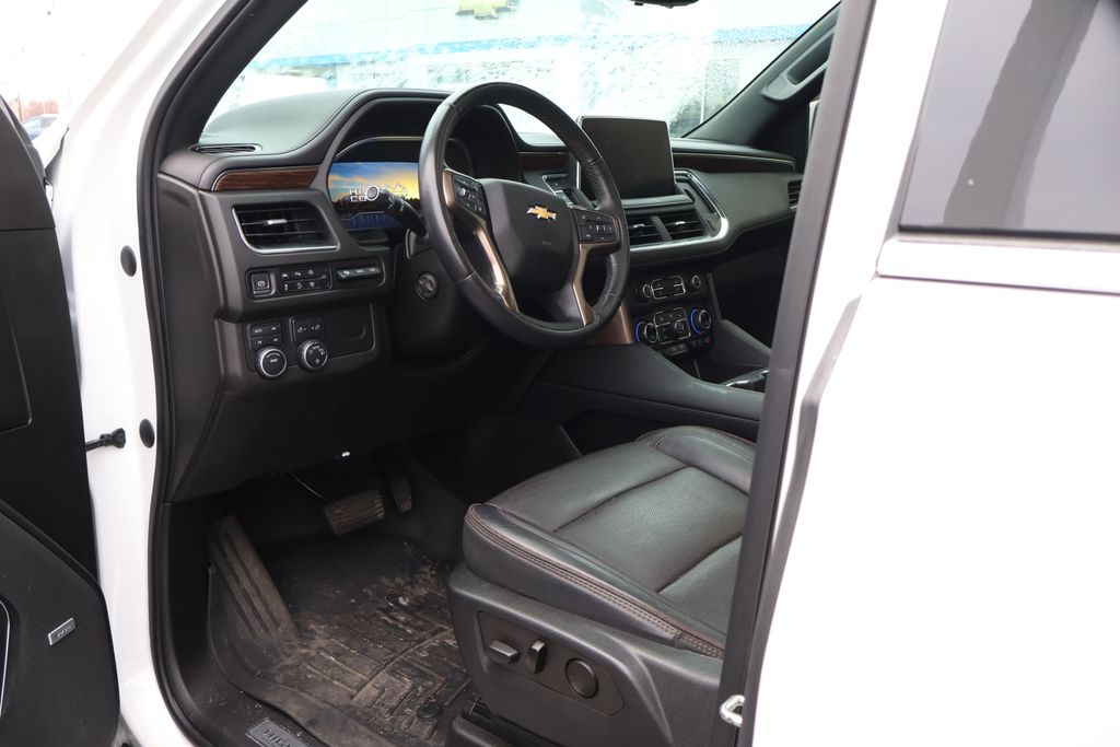 Thumbnail: 2022 Chevrolet Tahoe - 12