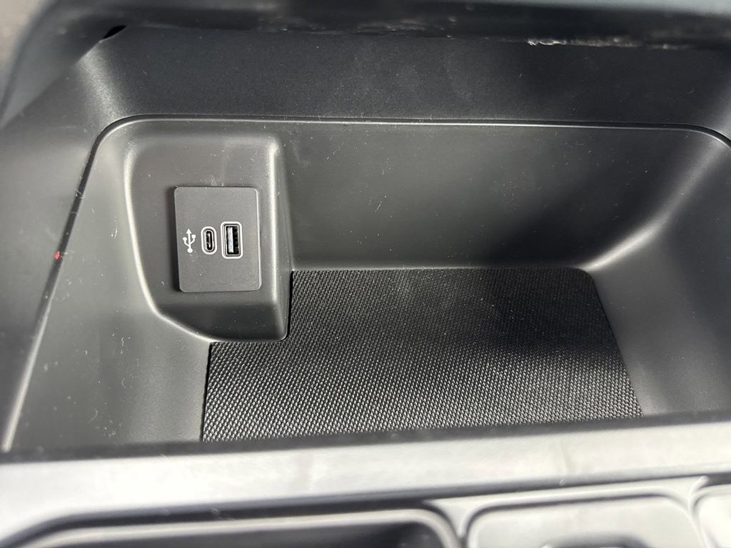 2025 Ford F-150 STX photo 25