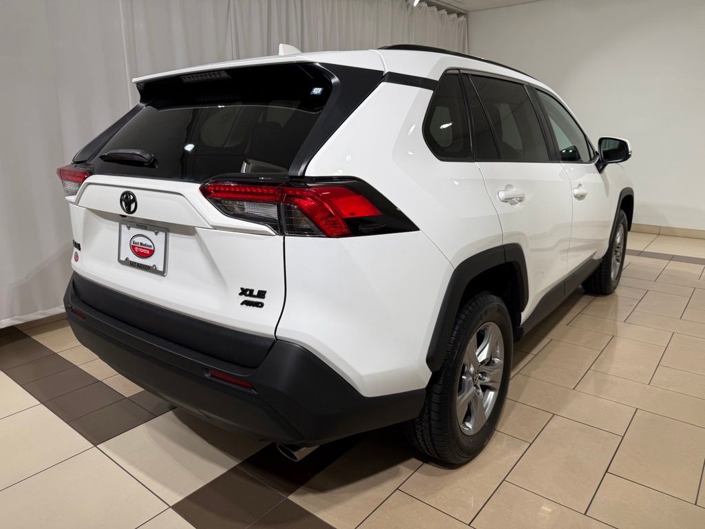 Thumbnail: 2024 Toyota RAV4 - 5