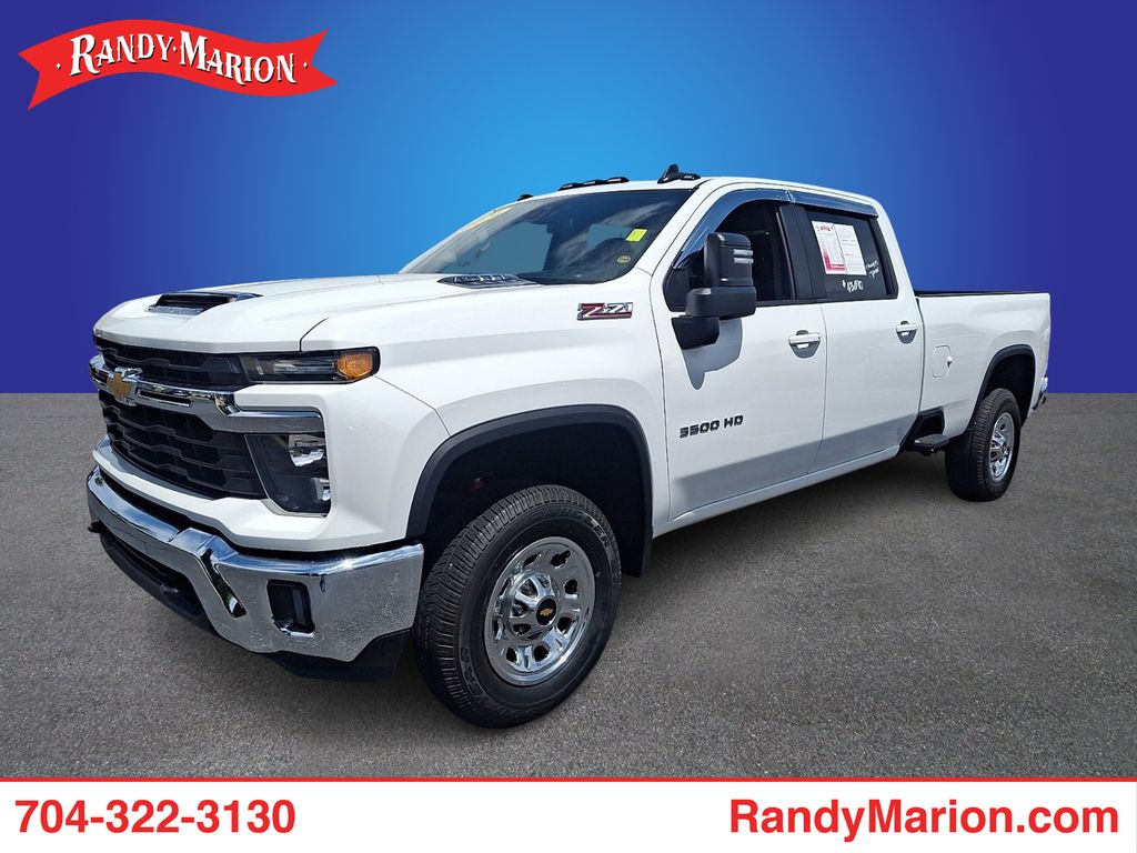 Summit White 2024 Chevrolet Silverado 3500HD Pickup Truck Four-Wheel Drive Automatic