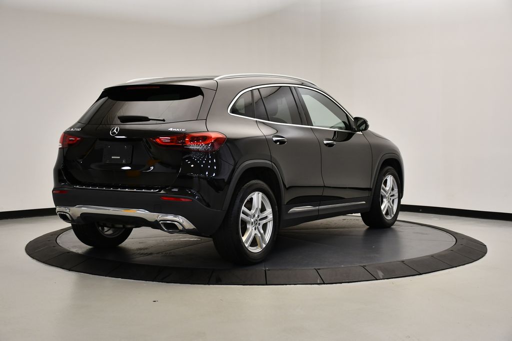 2022 Mercedes-Benz GLA 250 4MATIC 5