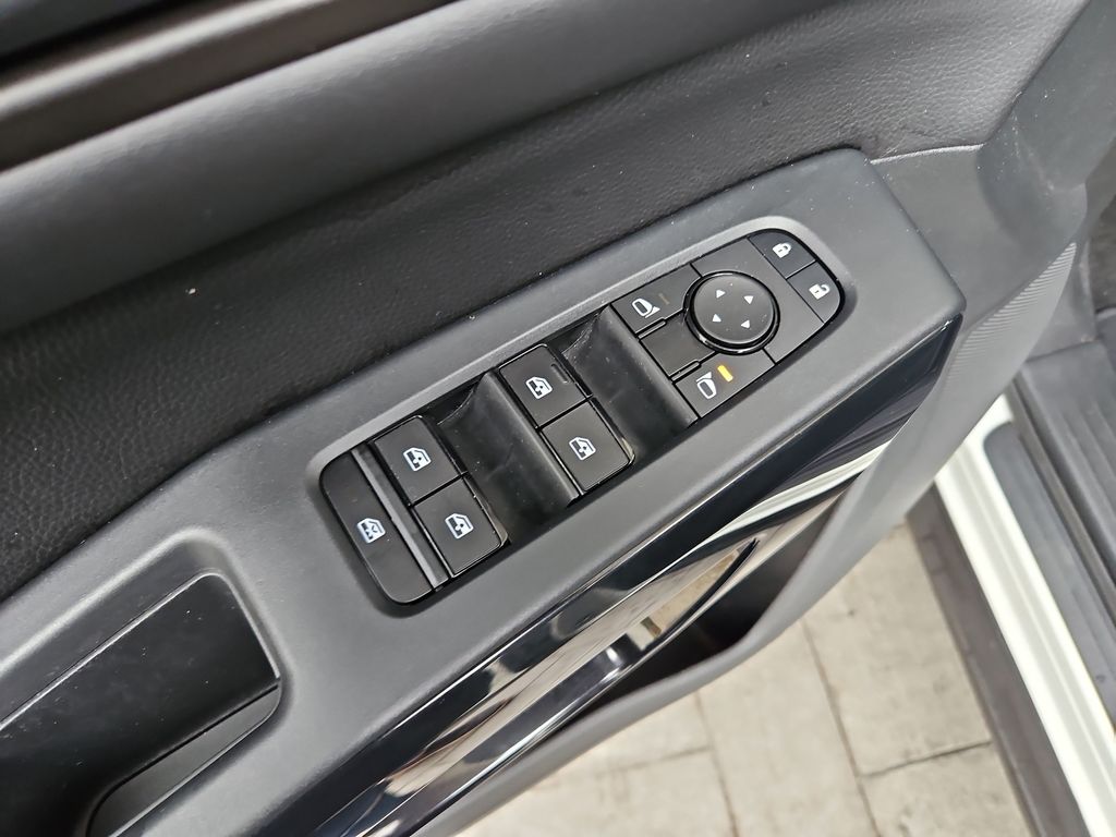 2024 Nissan Pathfinder SV White at Lugoff Nissan