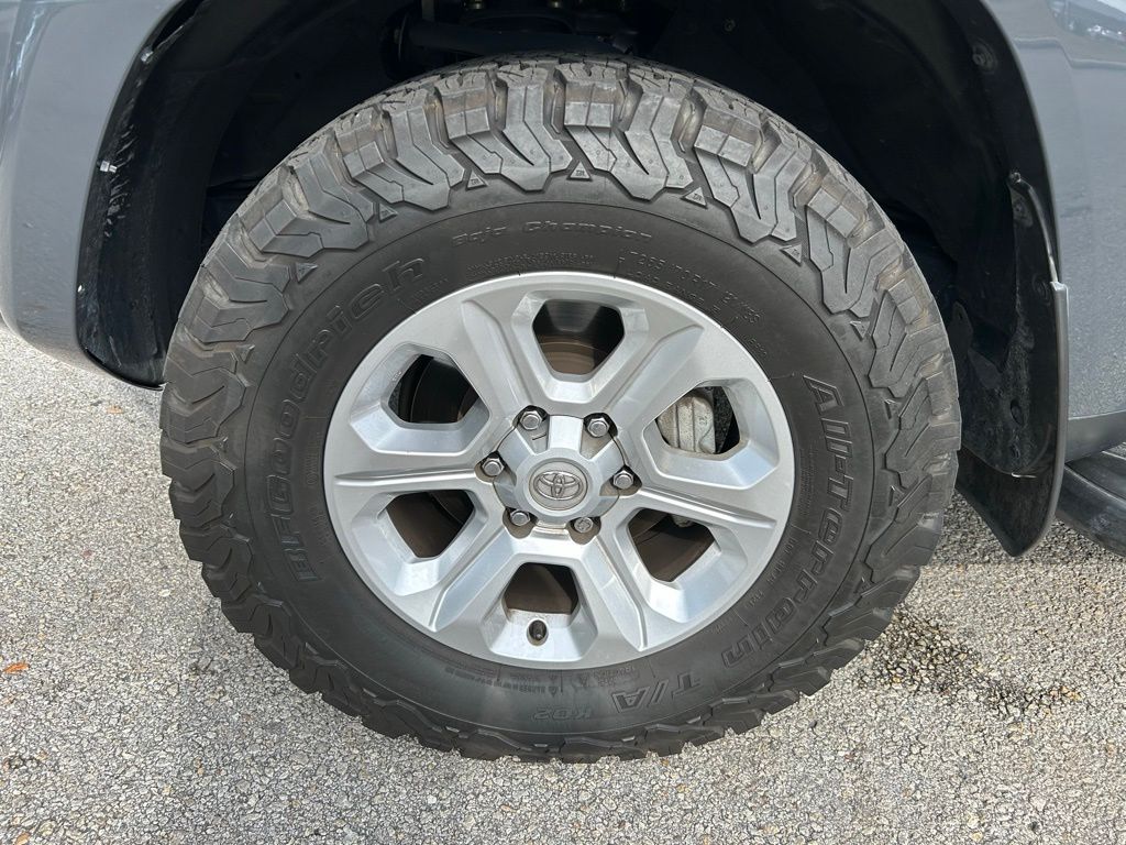 2024 Toyota 4Runner SR5 9
