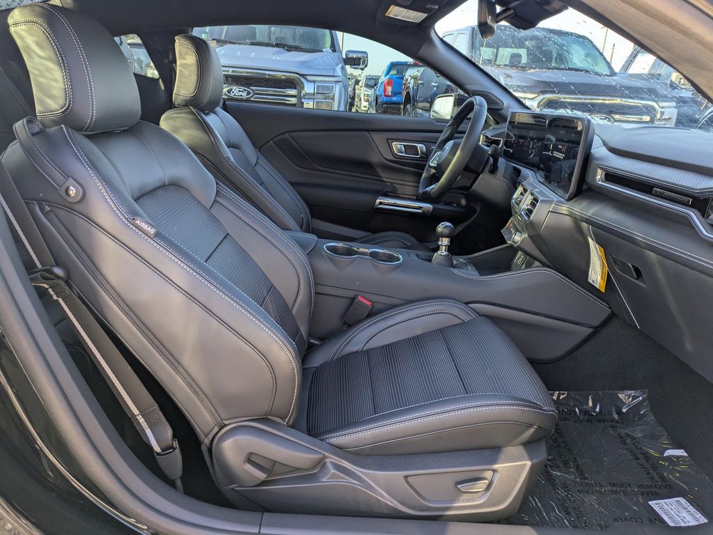 2025 Ford Mustang GT Premium Fastback