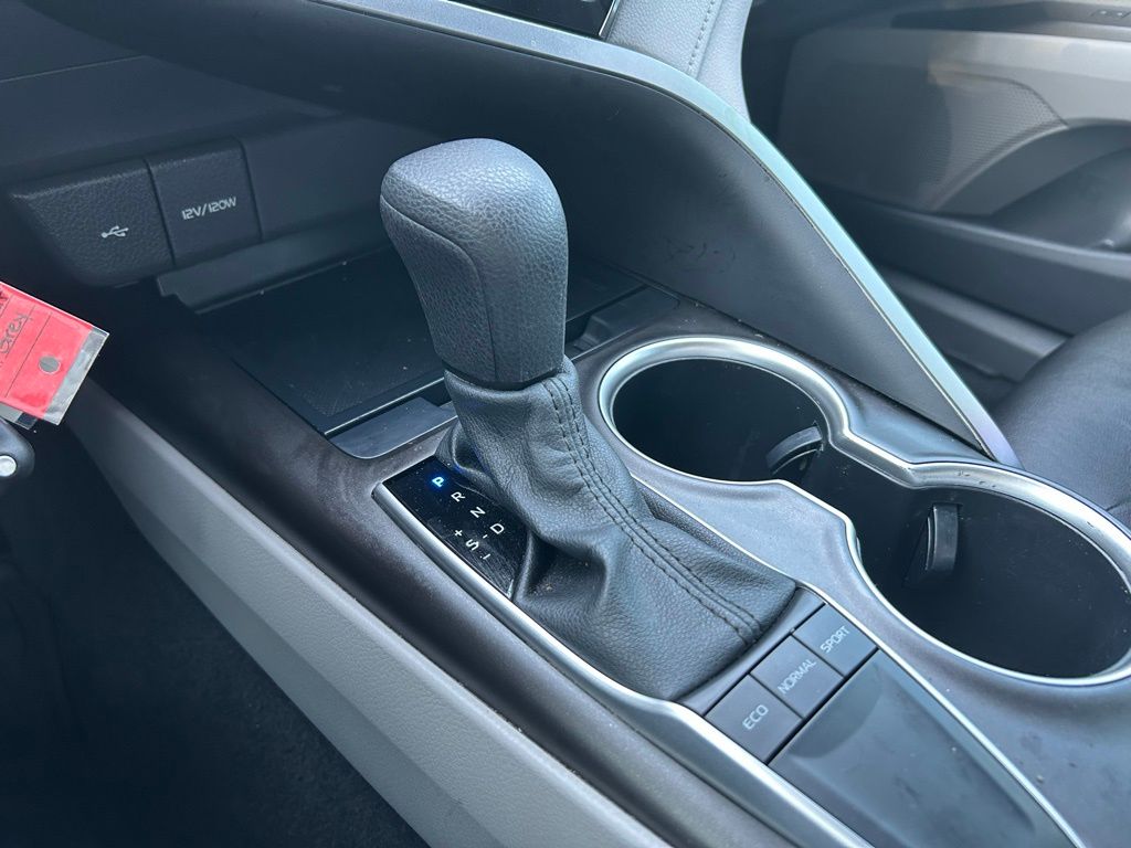 Thumbnail: 2023 Toyota Camry - 27