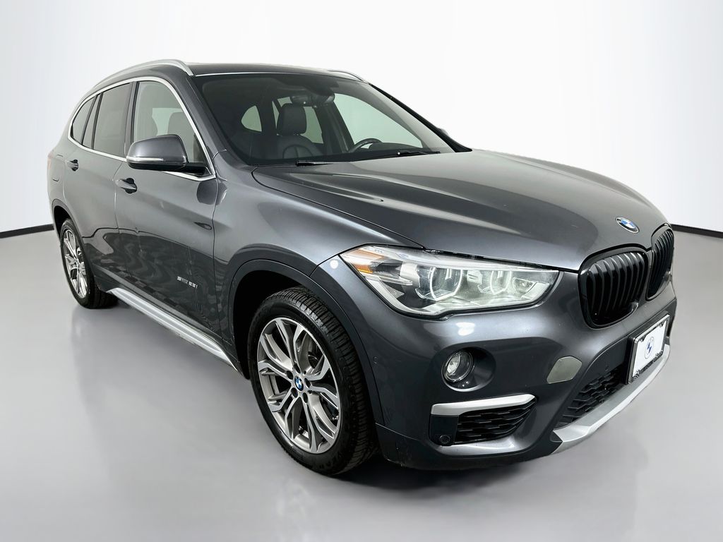 Thumbnail: 2017 BMW X1 - 3