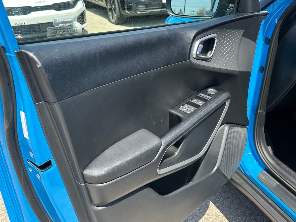 2025 Kia Soul S photo