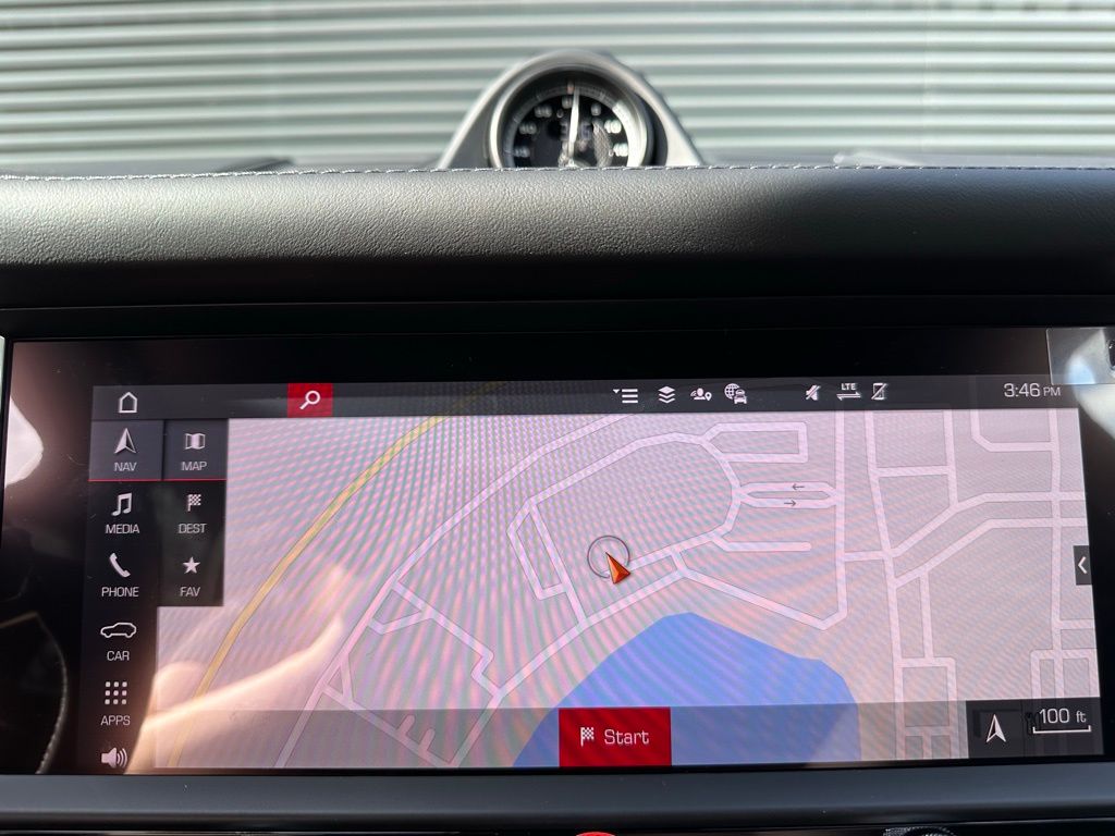 Thumbnail: 2026 Porsche Macan - 28