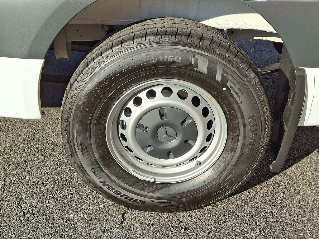 Thumbnail: 2026 Mercedes-Benz Sprinter - 5