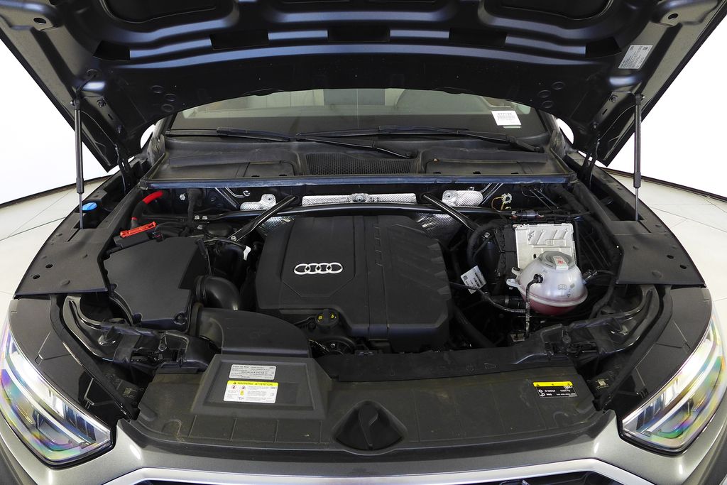 Thumbnail: 2022 Audi Q5 - 6